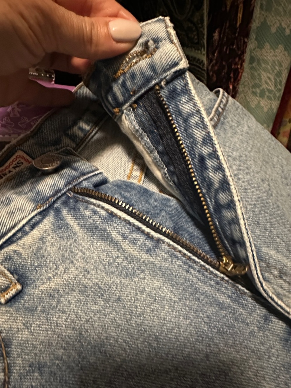 Vintage Guess Light Blue Jean Shorts - Picture 7 of 7